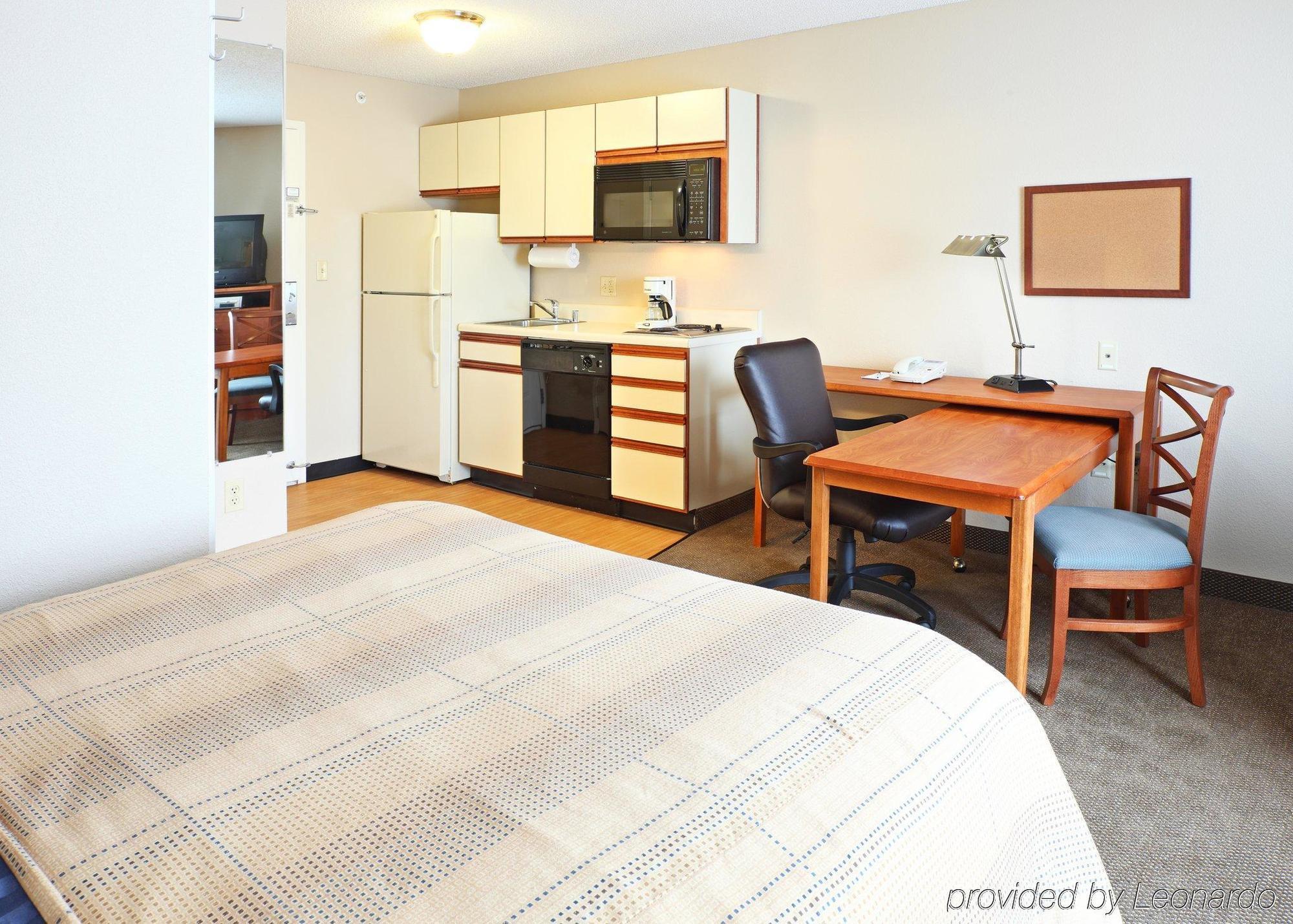 Candlewood Suites Rogers-Bentonville, An Ihg Hotel Room photo